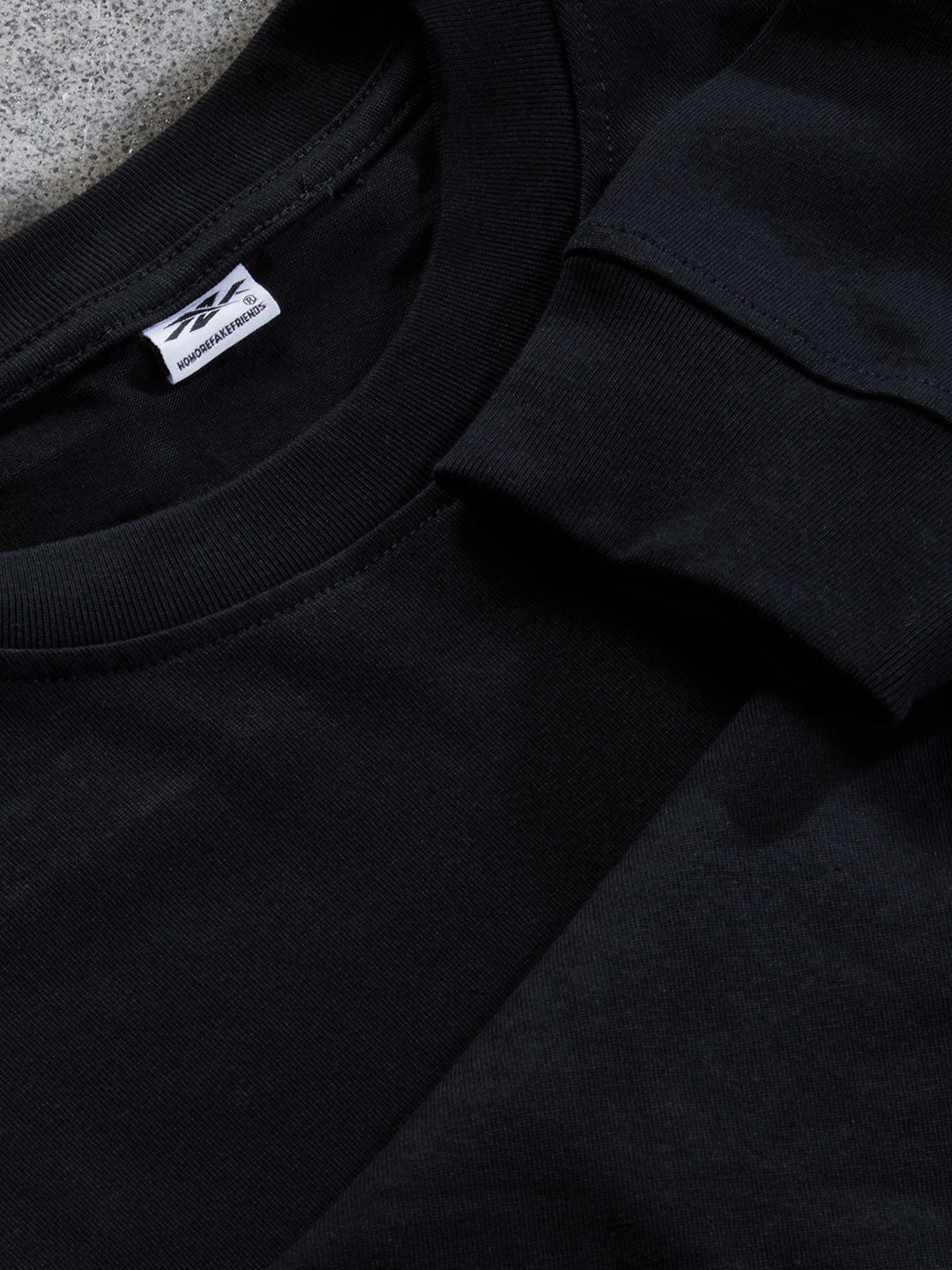 Perfect Black cropped long sleeve